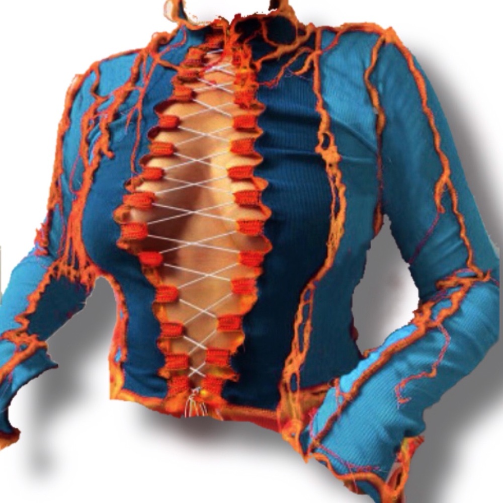 Tie front Hollow out long sleeve top